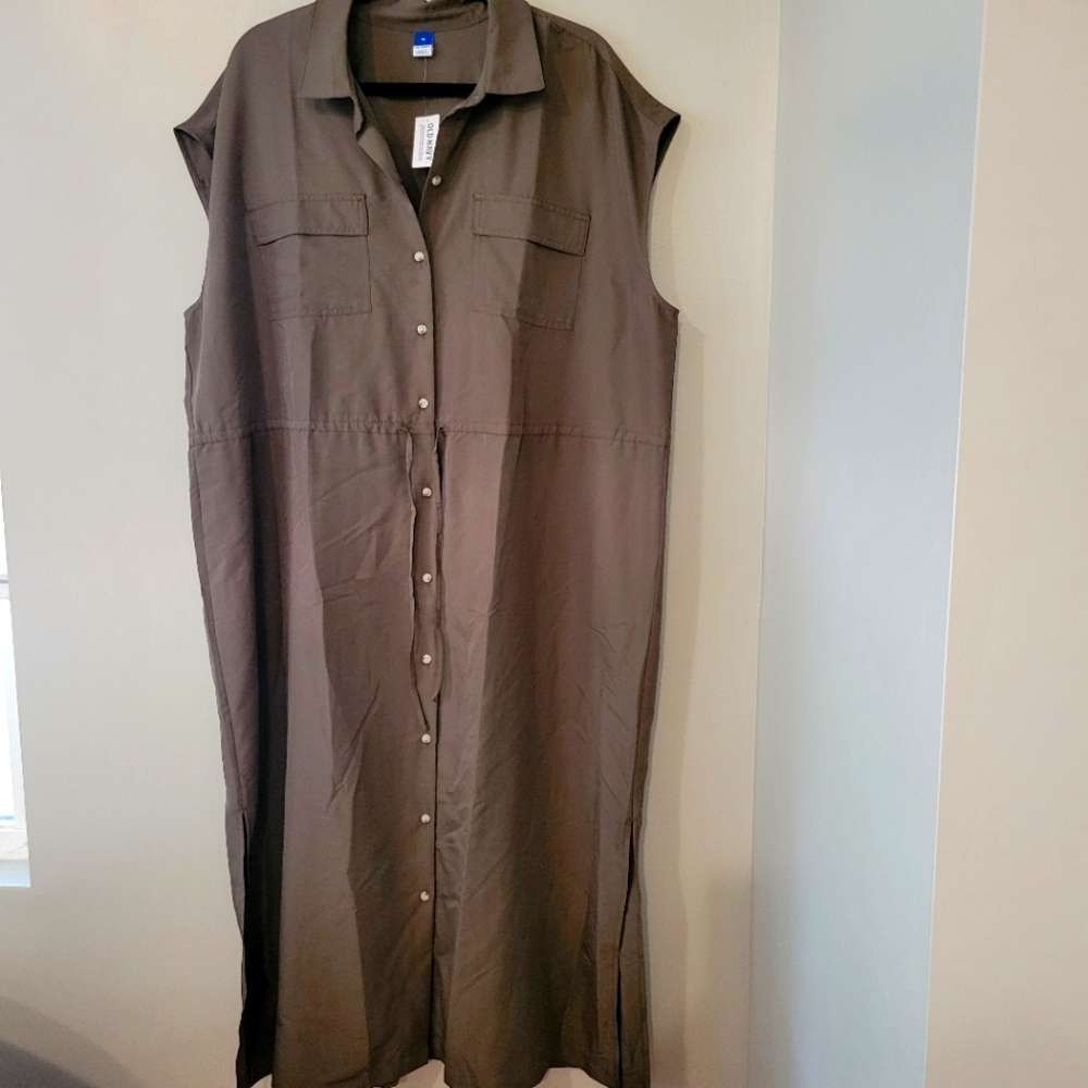Old Navy Olive Green Button-Down Midi Size XL NWT - image 2